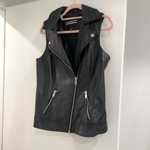 Vegan leather moto vest - Picture 1 of 3